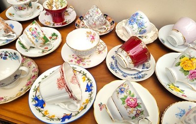 Vintage Mismatched Mix & Match x10 Teetassen und Untertassen Shabby Chic - Hochzeit