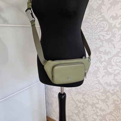 COACH New York Crossbody Tasche   Gürteltasche   Bauchtasche   Salbeigrün Leder
