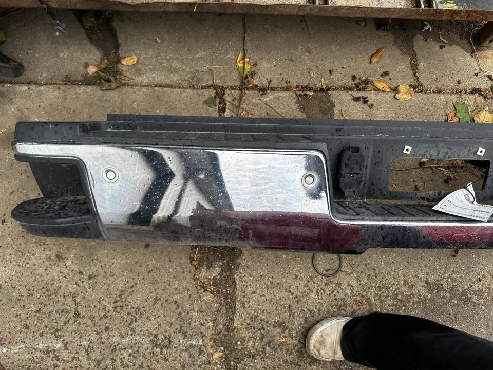 (LOCAL PICKUP ONLY) Rear Bumper Step Chrome Bumper Fits 15-19 SIERRA 2500 PICKUP - Image 3 of 4