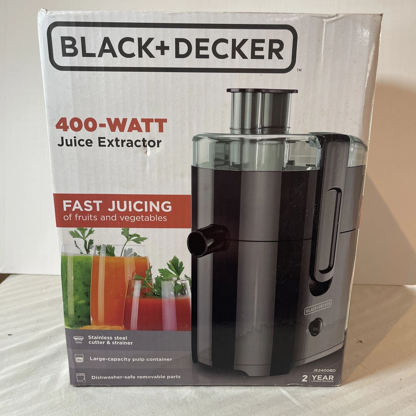 Black Decker 400 Watt Fruit Vegetable Extractor Juicer JE2400BD NEW In Box