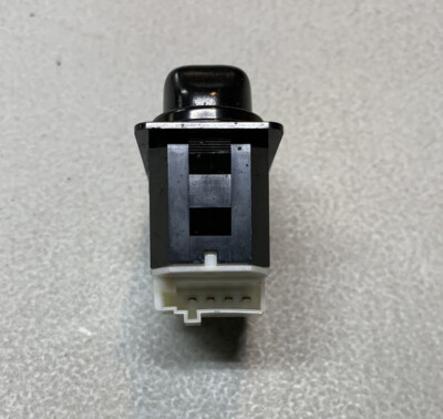 Used Saab 9-5 Sunroof Switch – OEM Control Button 4616090 (Center Front)