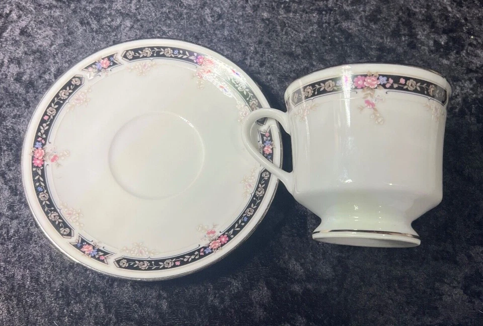 ROYAL PRESTIGE MIDNIGHT MOOD 4122 Tazas y Platillos de Café - JUEGO DE 3 Foto 2 de 4