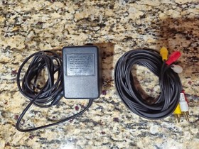 Nintendo NES-001 Console Controllers Zap Gun AC Adapter AV Cable 9 Games Tested!