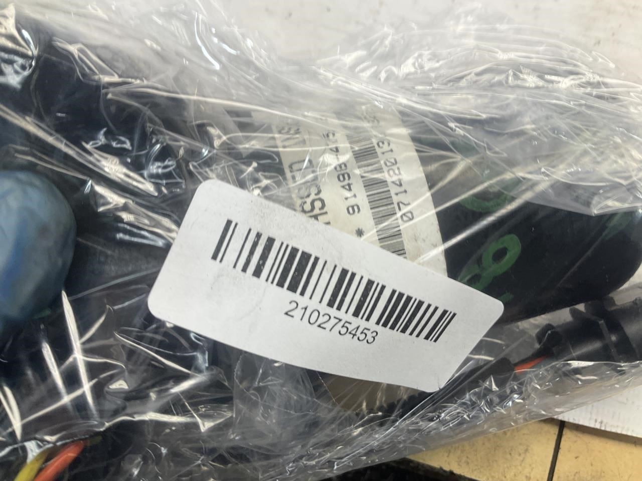 Maserati Ghibli 2014-2023 Front Windshield wiper motor