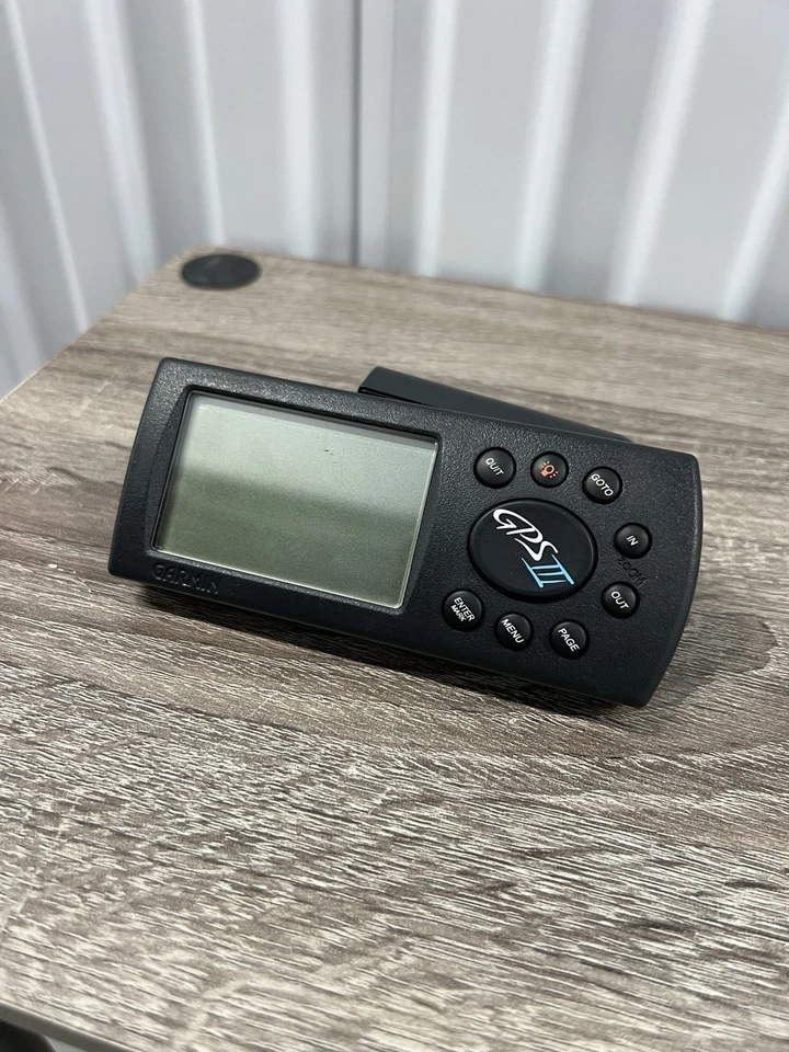 Vintage Garmin GPS III Handheld Portable Navigation - Outdoor Hiking, Sports - Image 2 of 3