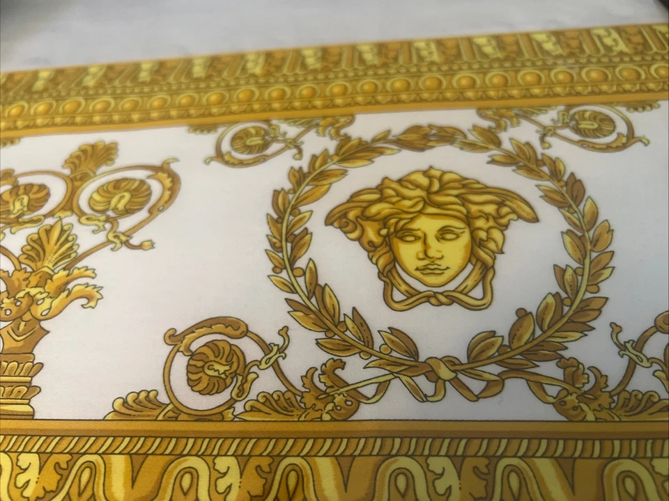 Versace Queen Sheet Set Barocco Cotton Sateen Gold White New - Image 2 of 4