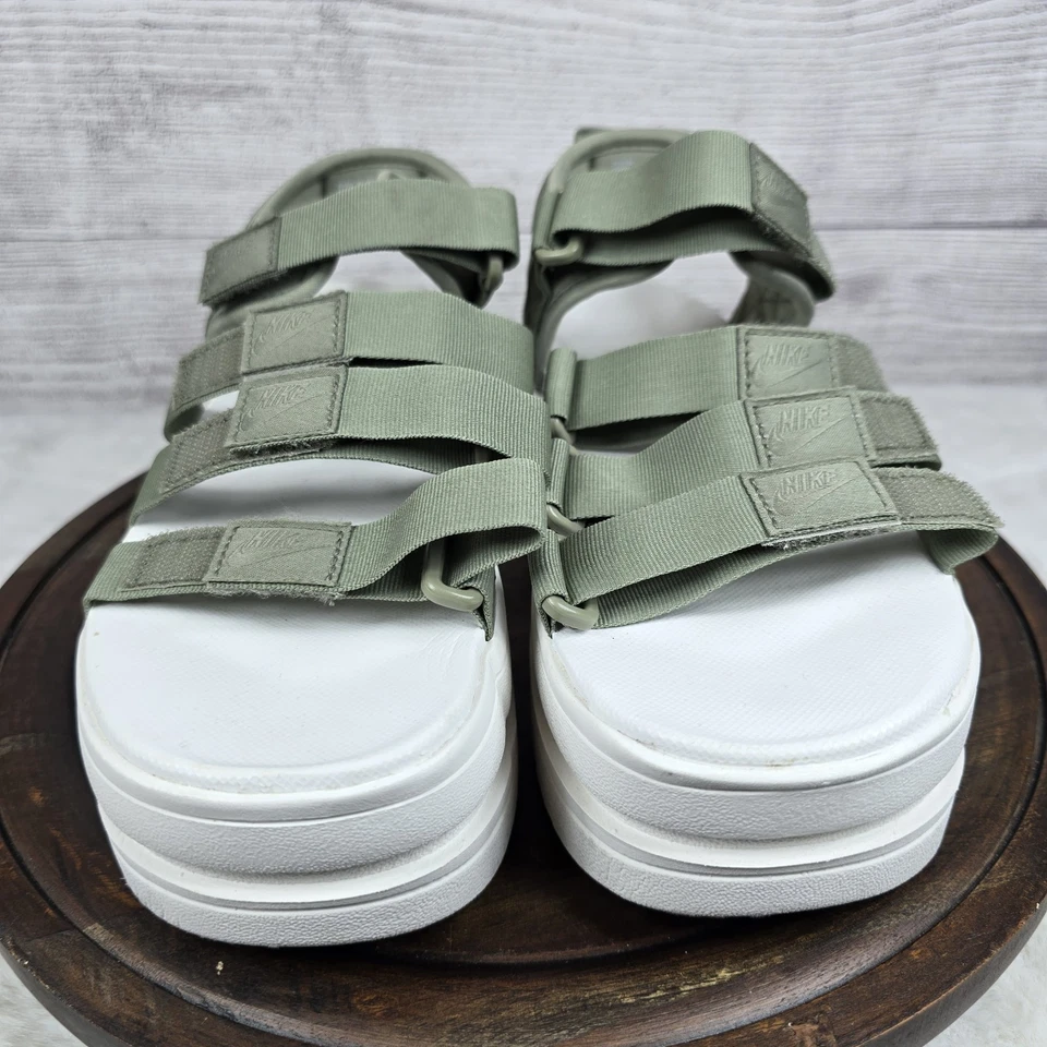 耐克绿色白色图标经典厚底凉鞋女式 8 码 — 第 2/4 张图片