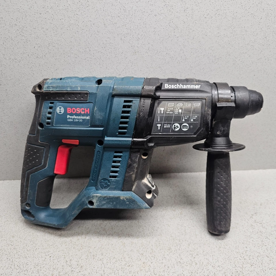 Bosch GBH 18V-20 SDS-Plus Hammer Drill Body Only Spares or Repairs - Image 4 of 4
