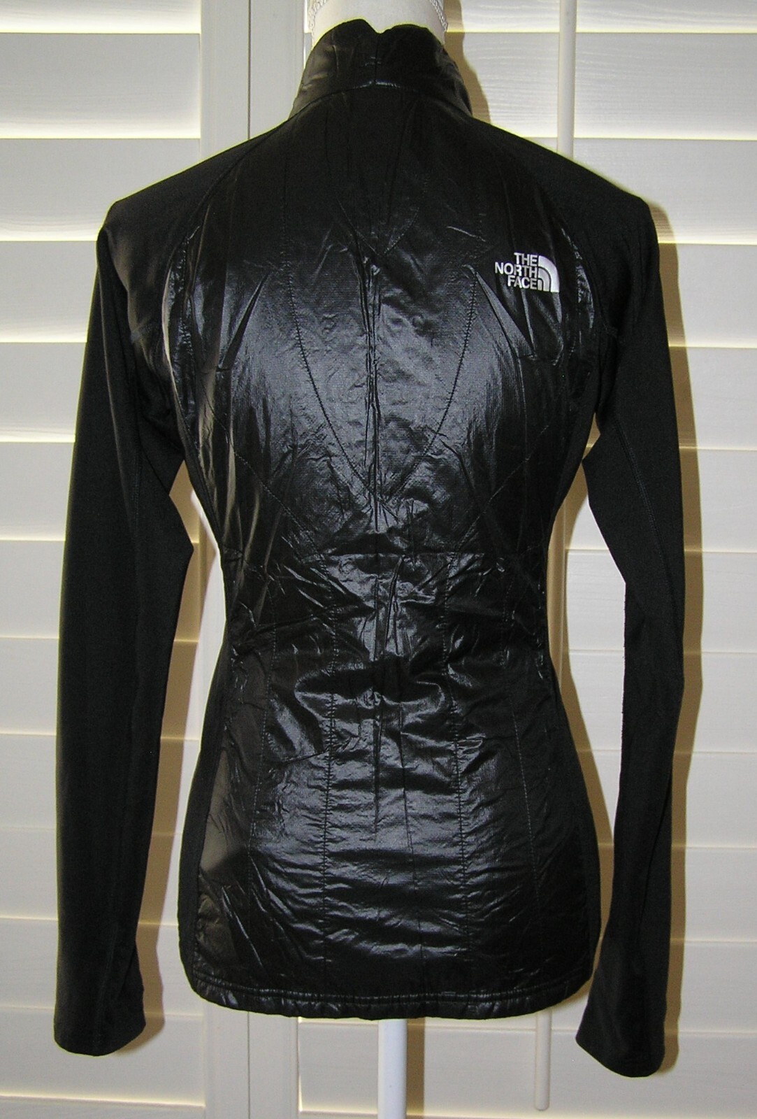 CUTE FITTED NORTH FACE PRIMALOFT WINDBREAKER SPRI… - image 2