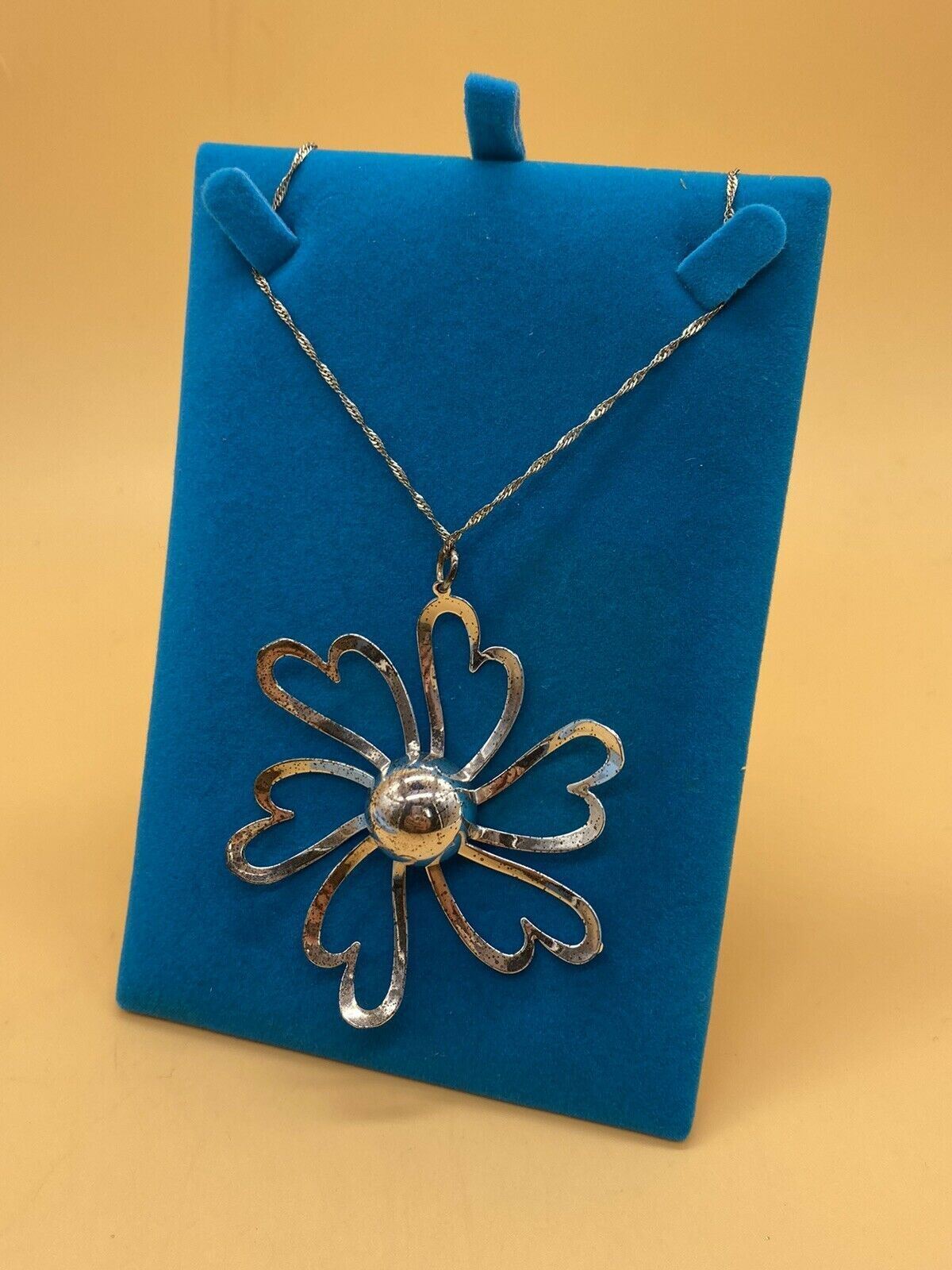 Beautiful Silver Metal Wire Statement Flower Shap… - image 5