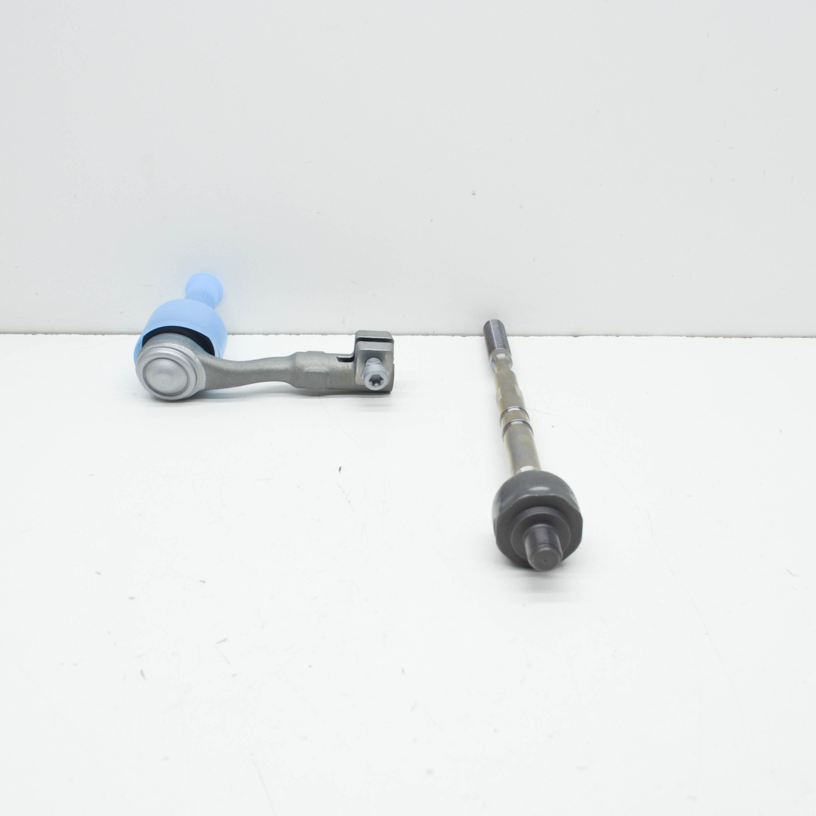NEW BMW M4 COUPE G82 RIGHT STEERING LINKAGE TIE ROD END 