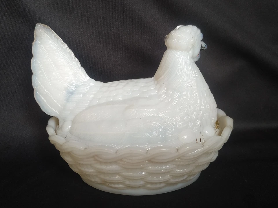 Vintage Blanco Leche Vidrio Gallina En Nido Vallerysthal Butter Dish Collecitble - Imagen 3 de 4