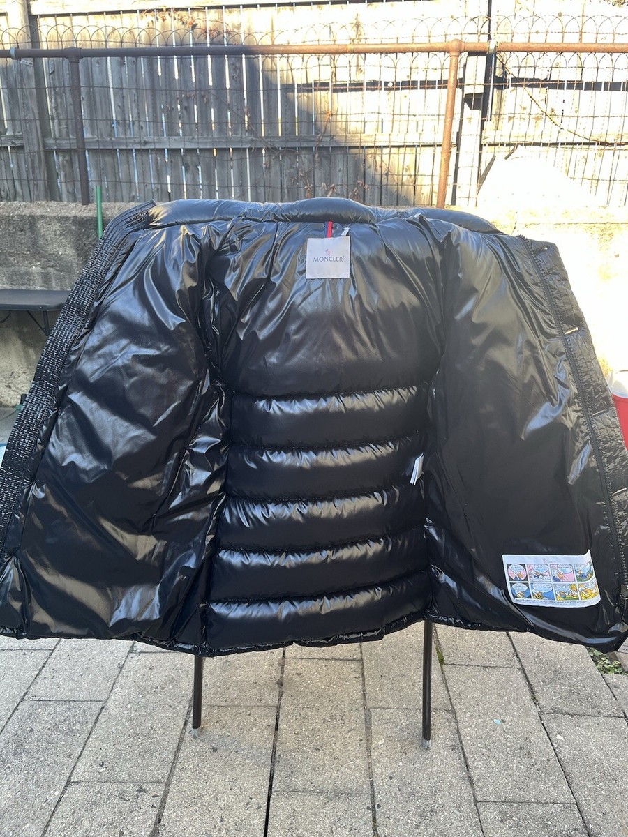MONCLER PUFFER JACKET Authentic CLUNY GIUBBOTTO CLUNY JACKET (Size