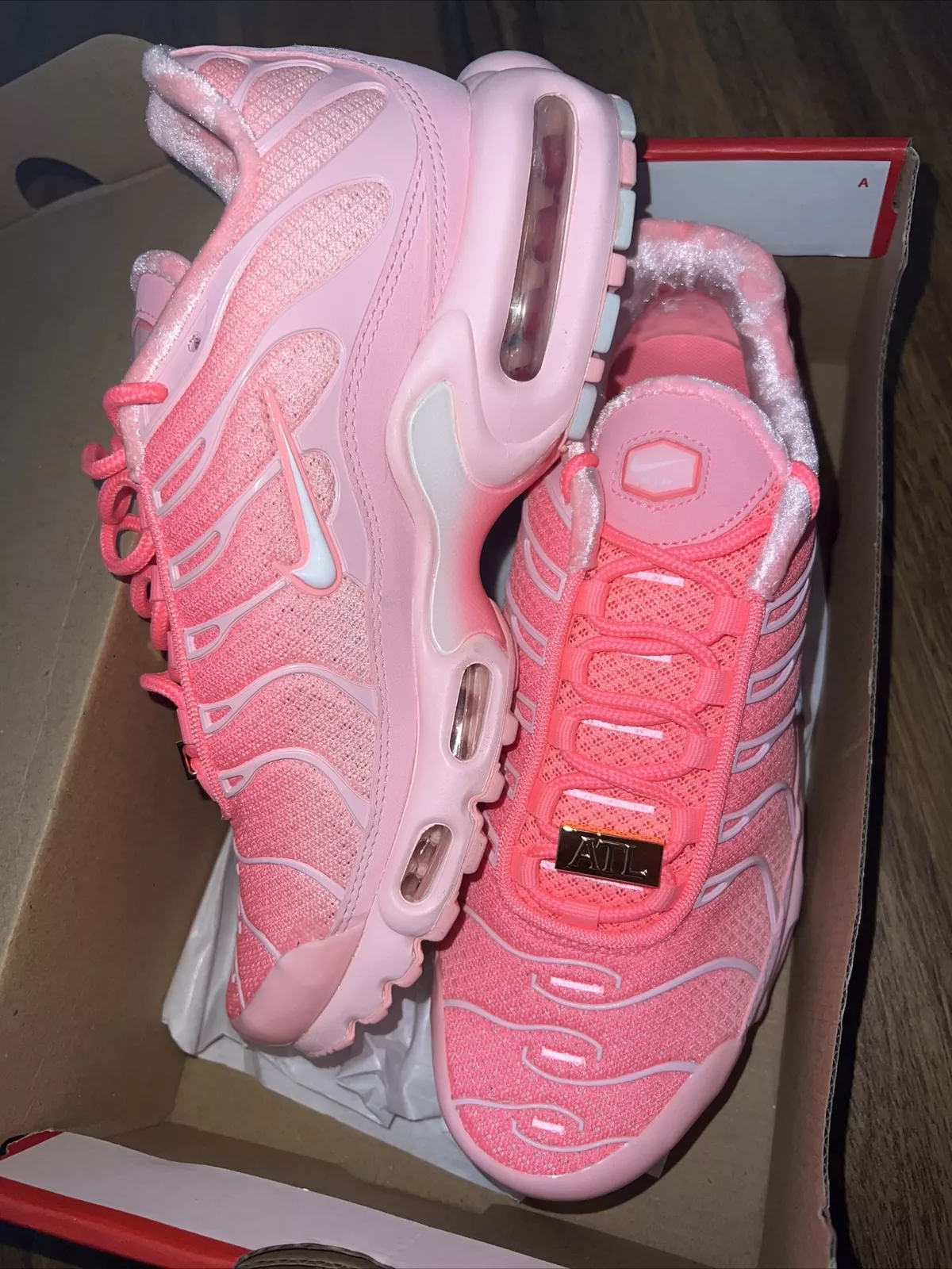 Zapatillas especiales para mujer Nike Air Max Plus City in Peru at PEN 3276, Rating: 5