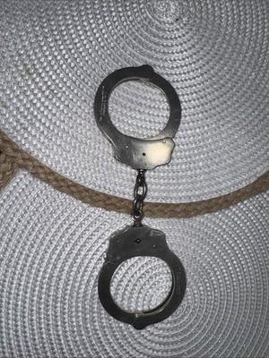 Vintage Stainless Steel The Peerless Handcuff Co Springfield MA   No Key 