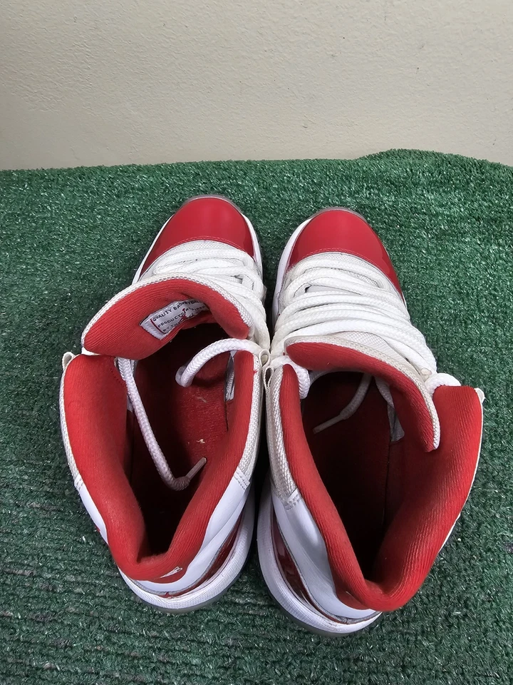Air Jordan 11 ретро вишня 2022 GS белый университетский красный черный 378038-116 молодежный 5 лет - Изображение 4 из 4