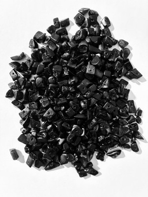 2.19 ounces of Black Craft Jewelry Chip Beads