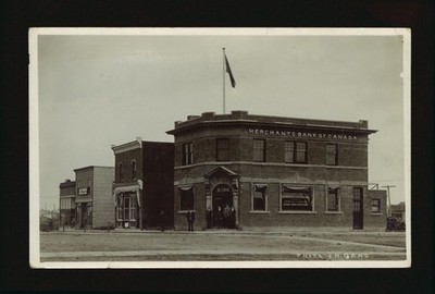Merchants Bank of Canada Wainwright Alberta several store fronts - Old Photo