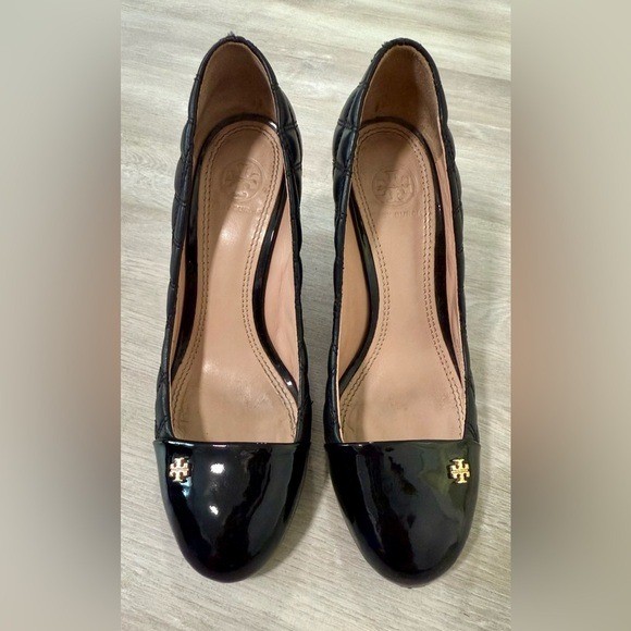 Tory Burch Black Quilted Patent Cap Toe Wedge Heels Women's Shoes Size 7.5 M