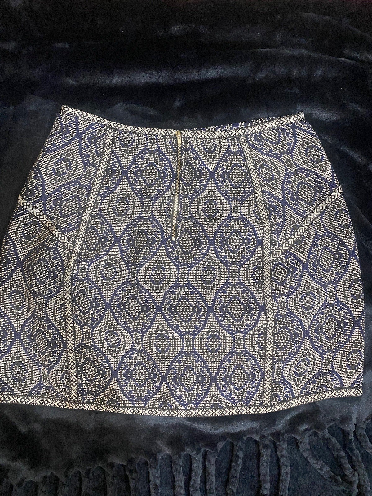 Francesca's mini skirt tribal pattern small Alya