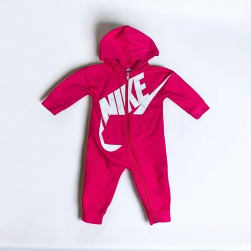 Nike Baby Mädchen rosa durchgehender Reißverschluss Kapuze Overall Strampler Outfit 12M