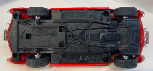 1957 Chevrolet Corvette Diecast Metal Model - RED - Picture 7 of 10