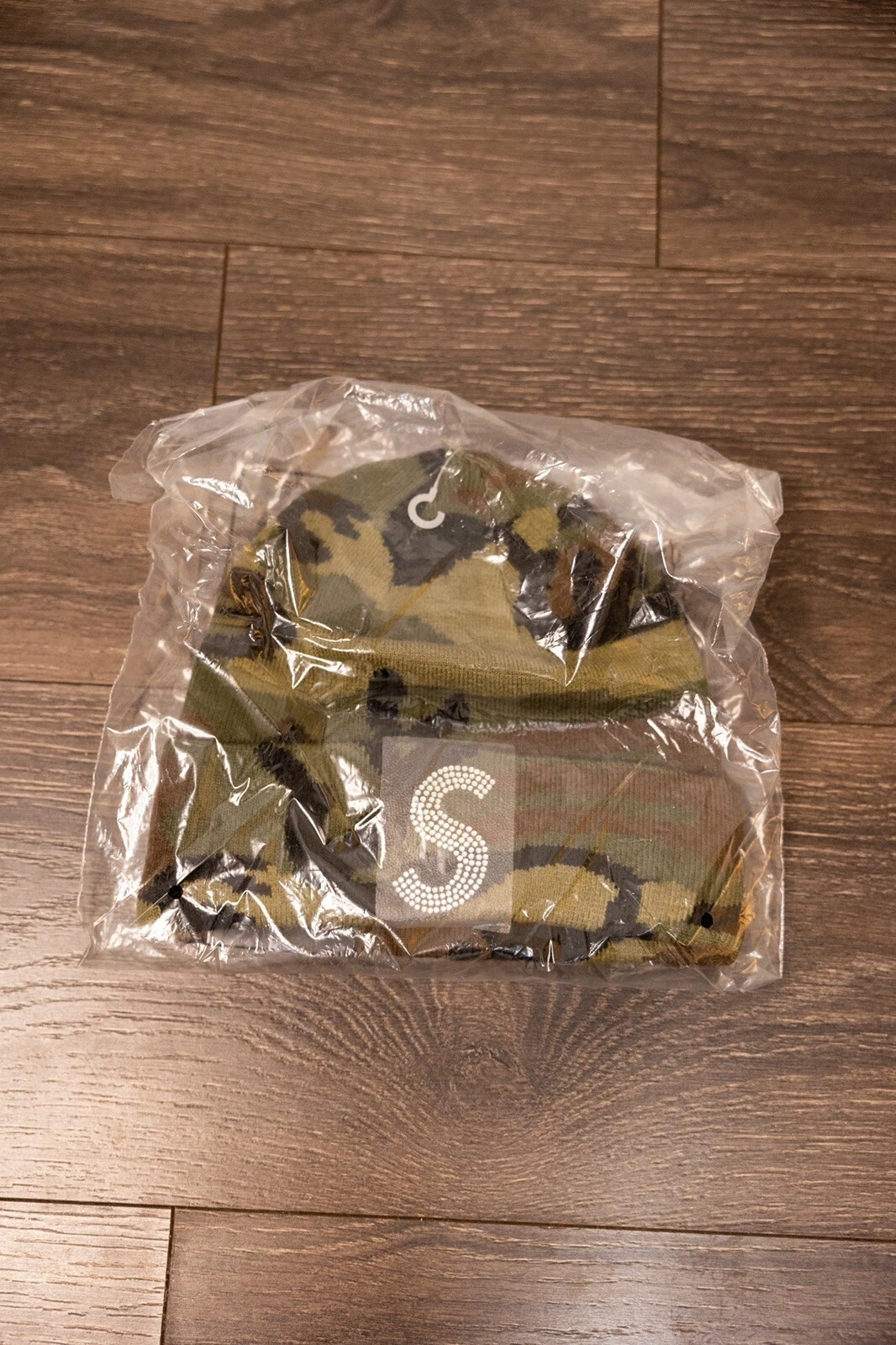 Supreme New Era Swarovski S logo bonnet camouflage bois SS21 flambant neuf DS 2021