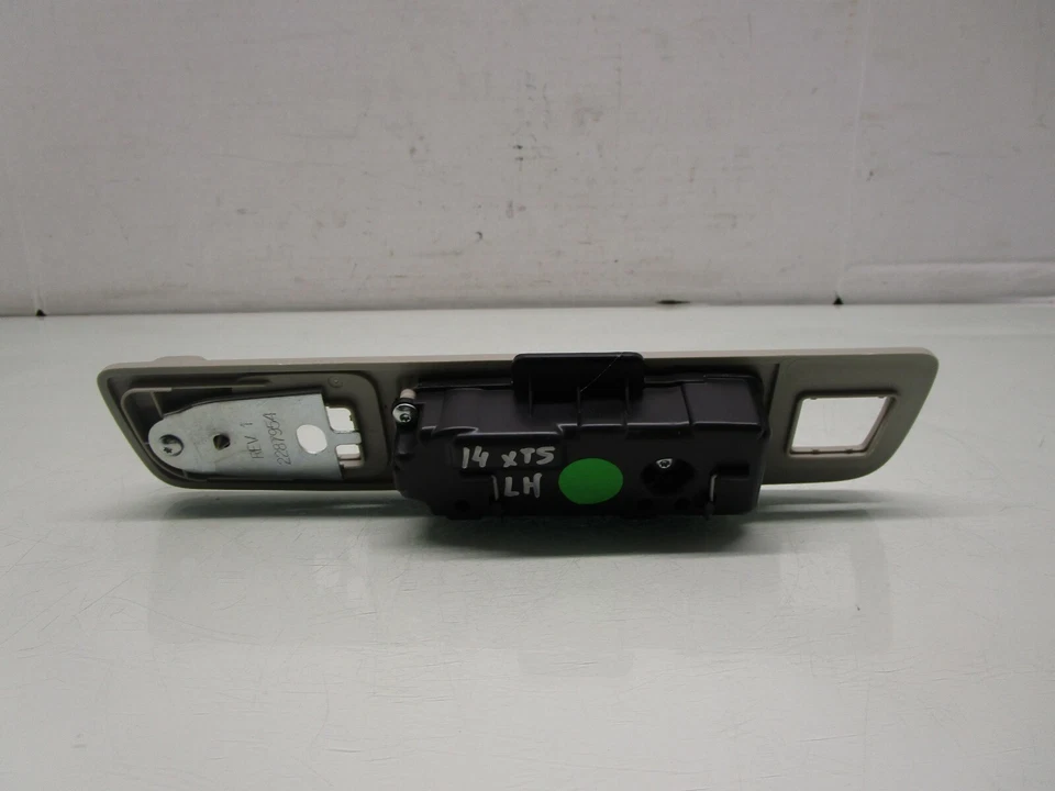 13-17 CADILLAC XTS LUZ DOMO LADO CONDUCTOR TRASERO IZQUIERDO OEM Foto 3 de 4