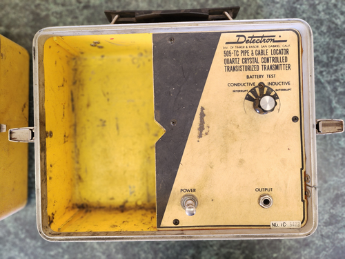 Detector Localizador de Tubos y Cables Herramienta de Colección 505-TC Transmisor y Receptor - Imagen 5 de 11