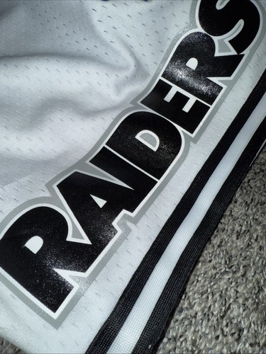 Pantaloncini corti uomo Pro Standard Oakland Raiders taglia S toppe ricamate rari nuovi - Foto 2 di 10