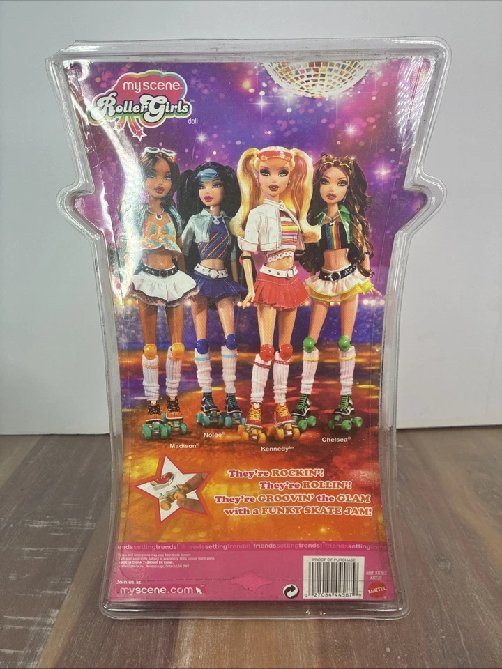 Muñeca retro glamorosa Kennedy Roller Girls My Scene 2006 Mattel K8259 Barbie Foto 4 de 4