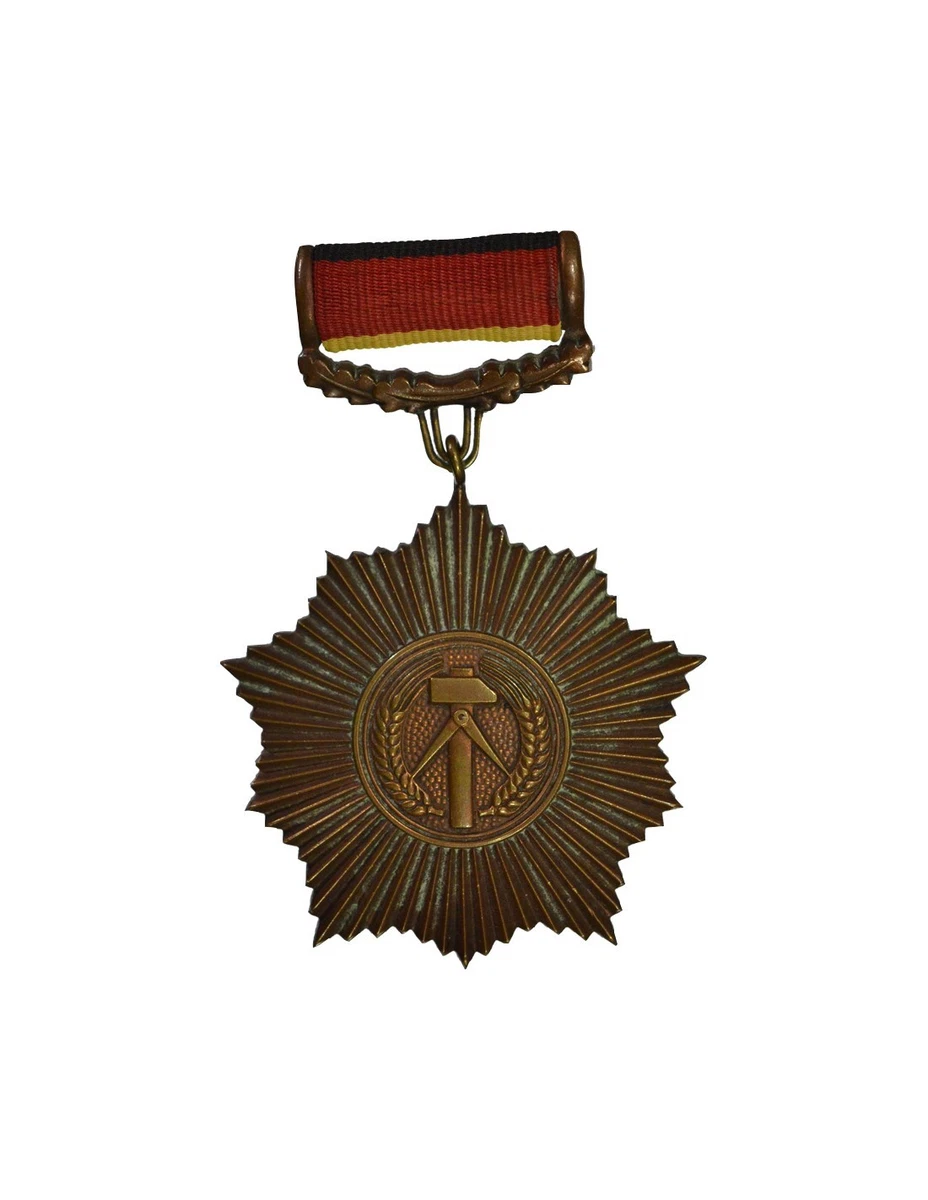 Civ - Médaille du mérite du sang, Vente aux enchères : Militaria