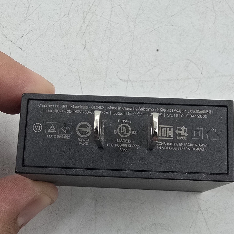 Google Chrome Chromecast TV Adapter NC2-6A5 2nd Generation Works Great Ethernet  - Image 2 of 4