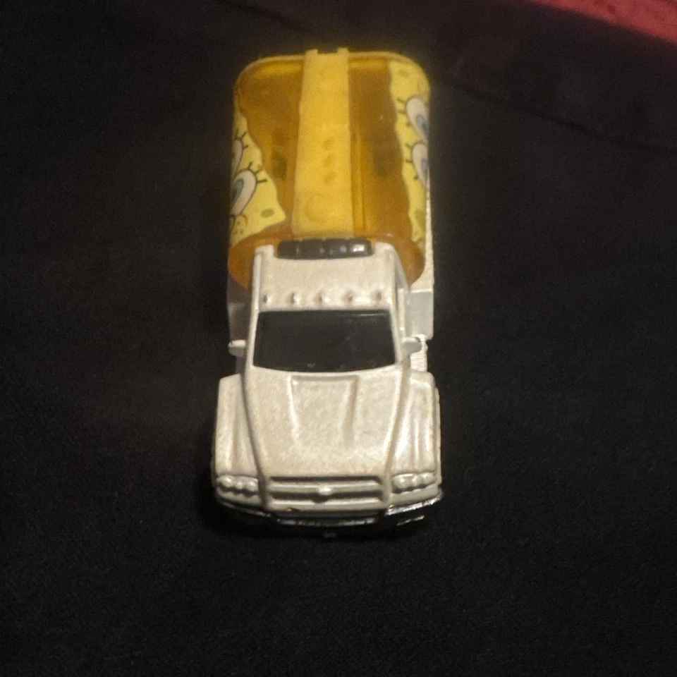 Matchbox Tanker Truck from 2007 SpongeBob 5 Pack Exclusive VHTF Nickelodeon Toy - Image 4 of 4