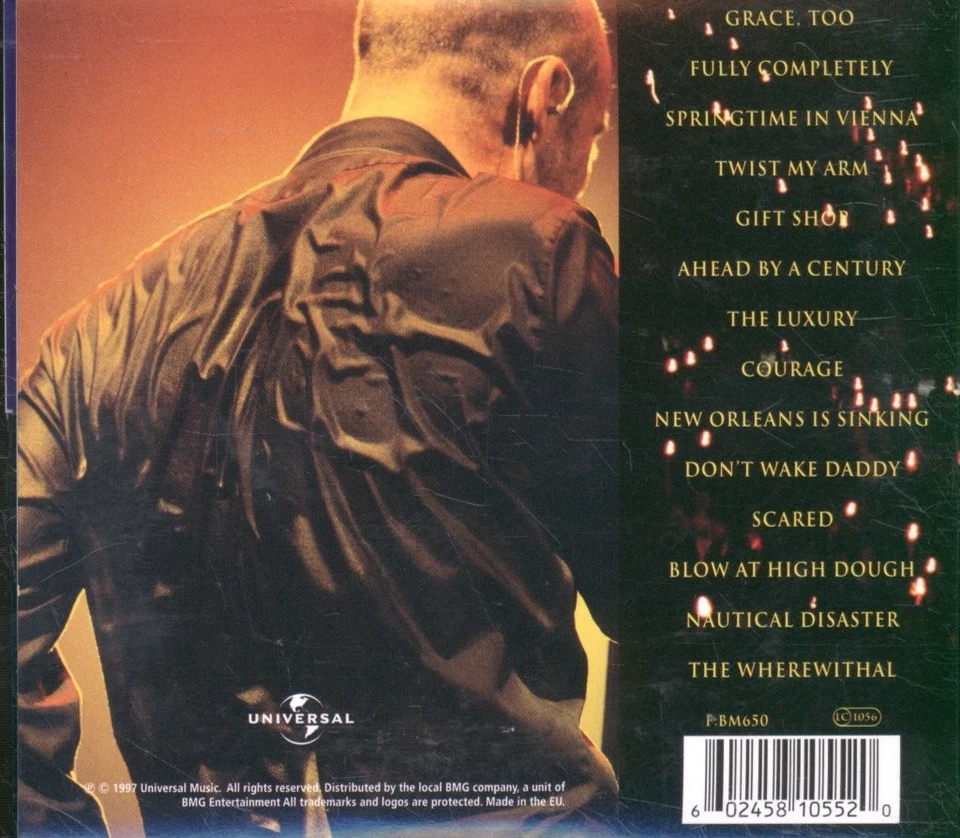 Tragically Hip Live Between Us CD Europa Universal 1997 In Gatefold Kartonhülle - Bild 2 von 2