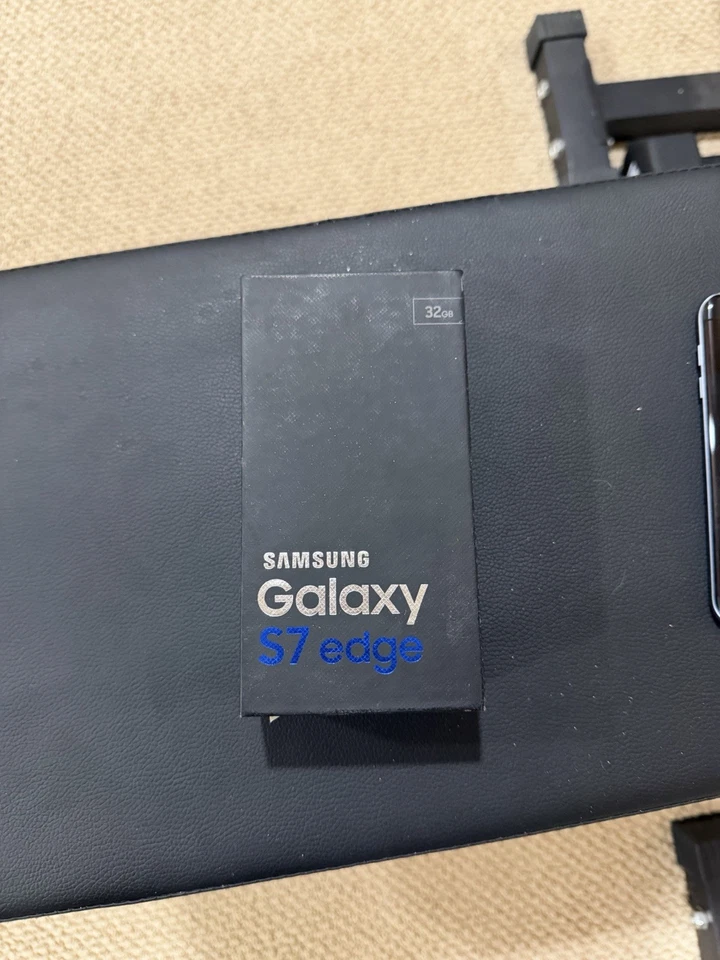 Samsung Galaxy S7 Edge 32GB - Black - Unlocked AT&T Sprint - Image 4 of 4