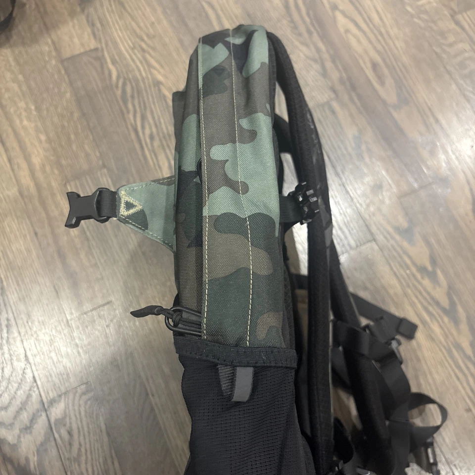 Mochila para portátil The North Face unisex Borealis camuflada nueva con etiqueta Foto 3 de 4