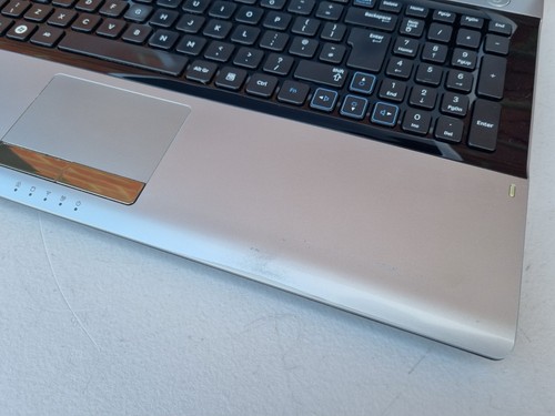 Fast Powerful Samsung 15.6” inch 500 GB SSD 8 GB RAM Win10Pro Wi-Fi Pentium B940 - Picture 21 of 24