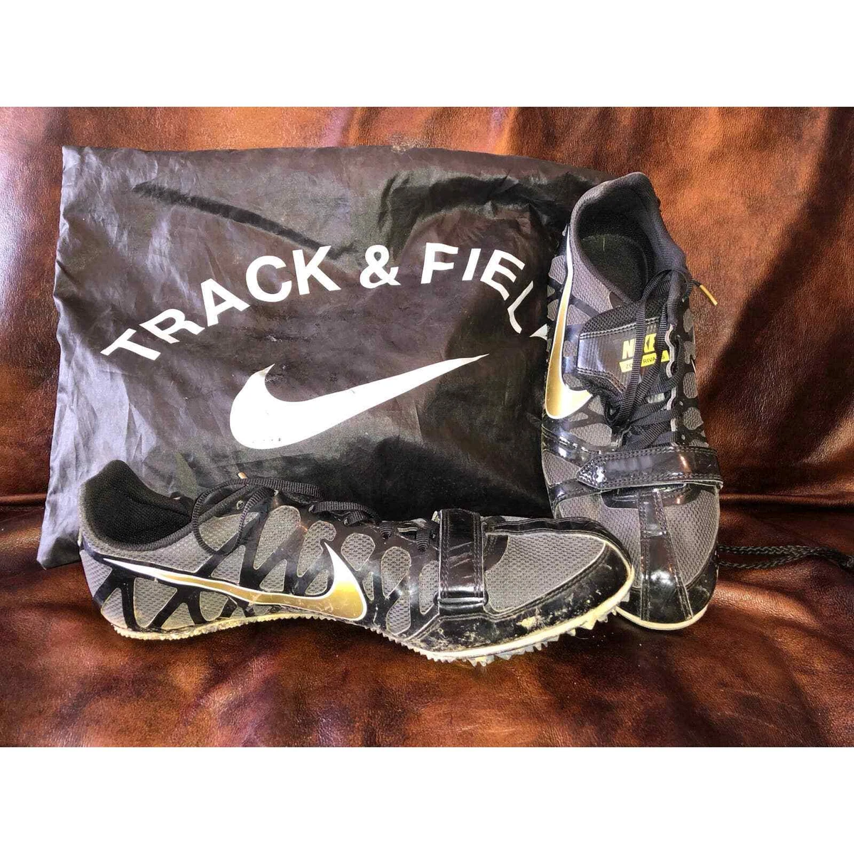 Nike gold shop track spikes