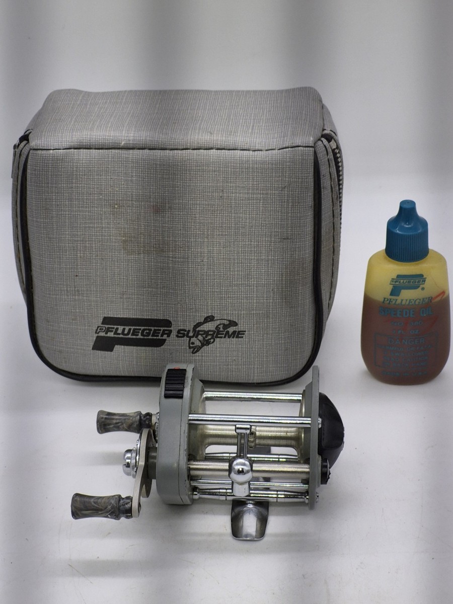 リール Pflueger Supreme 512 Made in U.S.A Vintage Pflueger Supreme 512 Baitcasting Reel with Case and Oil