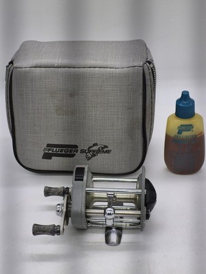 Vintage Pflueger Supreme 512 Baitcasting Reel with Case and Oil
