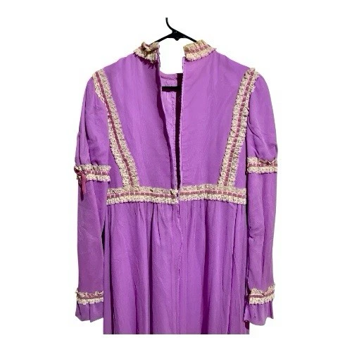 Vestido maxi hippie vintage dos anos 1960 com acabamento bordado - Imagem 3 de 4