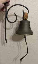 ANTIQUE CAST IRON HANGING DINNER BELL DOORBELL OUTDOOR FRONT PORCH SCHOOL CHURCH