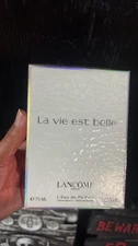 Lancome Paris La Vie Est Belle L'Eau De Parfum Spray 2.5 oz 75 ML New Box Sealed