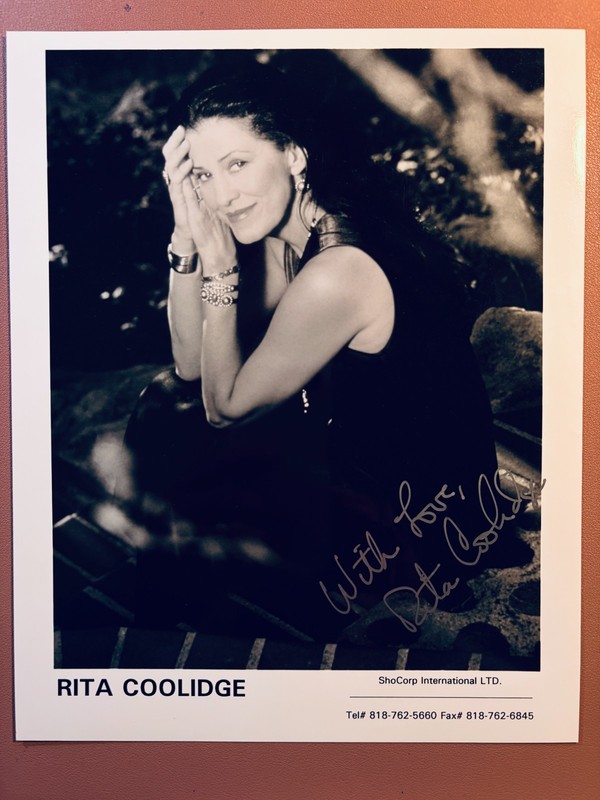 RITA COOLIDGE AUTOGRAPH AUTO 8 x 10 PHOTO w/ COA