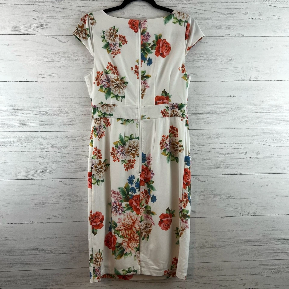 Vestido Modcloth Elegante Reflections Blanco Floral Bolsillo Talla M Foto 2 de 4