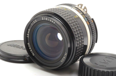 NEAR MINT] Nikon Ai-s Nikkor 28mm f/3.5 AIS MF Lens from Japan