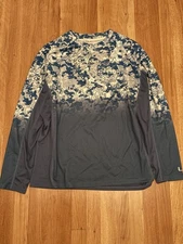 HUK Performance Fishing Men's Large Long Sleeve Shirt