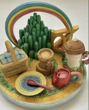 Enesco Wizard of Oz Emerald City Mini Tea Set 1999 Turner Ent Figurine Set
