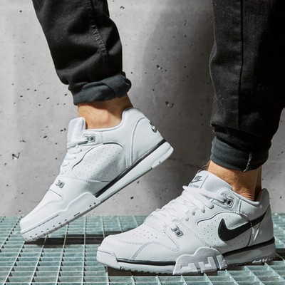 Nike Cross Trainer Low Herren Turnschuhe Schuhe weiß schwarz Größe UK 8,9,10,11,12